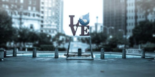 image of the Philadelphia "LOVE" statue with the "O" changed to the Drupal logo